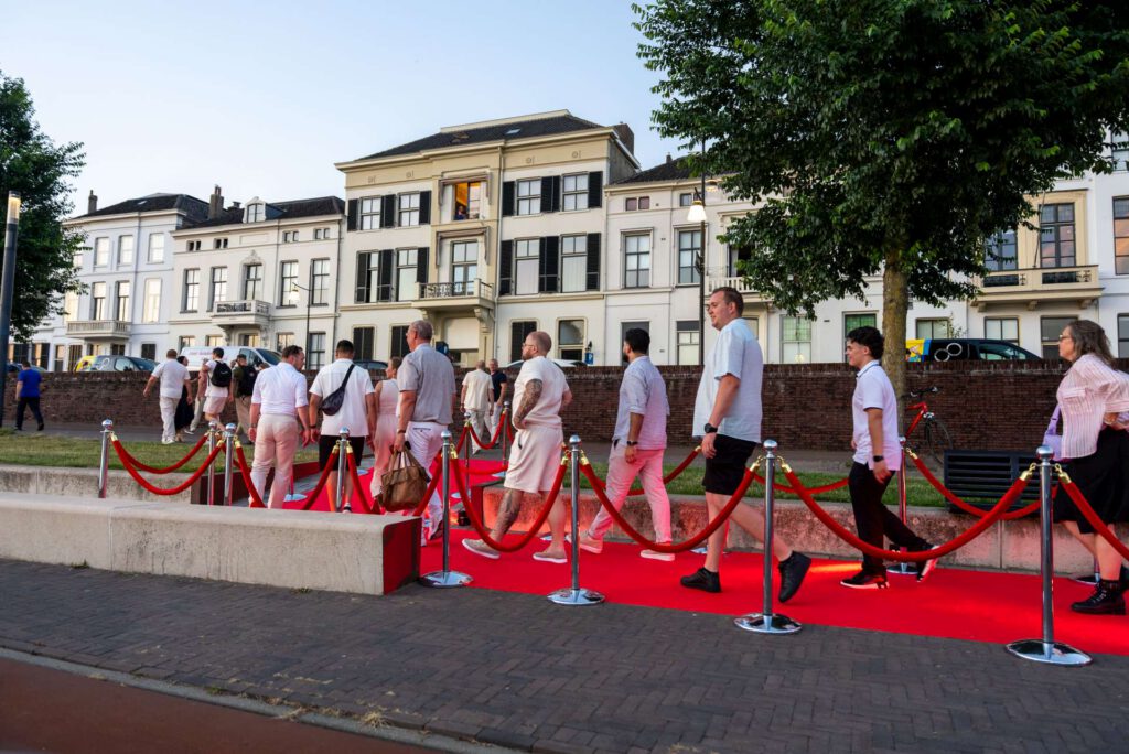 Personeelsfeest op een boot